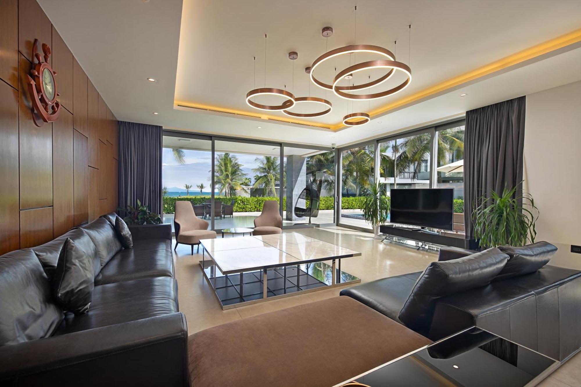 Ocean Pool Retreat In